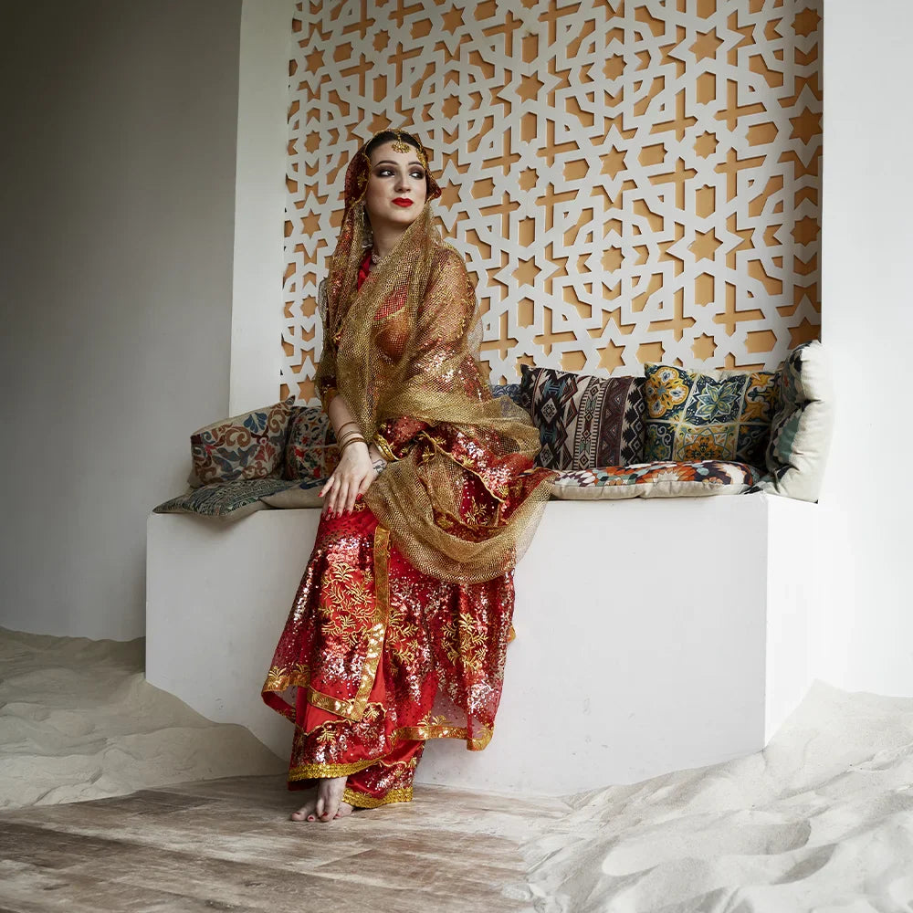 5 Must-Have Outfits for Every Pakistani Woman's Wardrobe